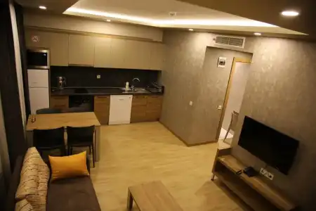Golden World Suite - 34