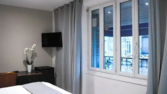 Hôtel des Arcades - 78