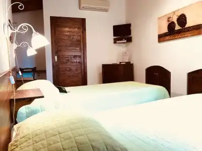 Albergo Tripoli - Guest House - 10