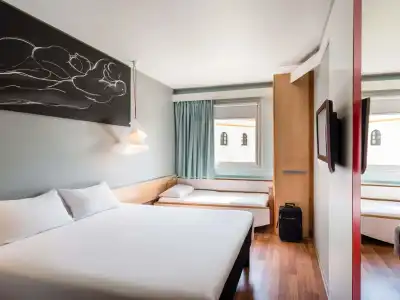 ibis Sevilla - 2