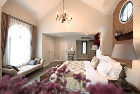 Breeze Hill Resort - 124