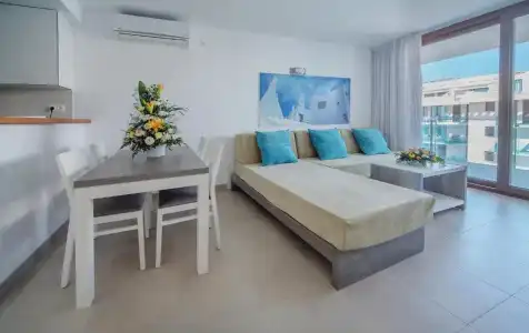 Caprice Skyline Aparthotel - 121