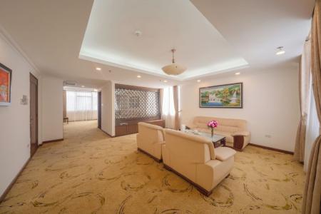Holiday Central Nha Trang - 42
