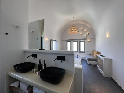 Elements Cozy Suites Pyrgos - 2