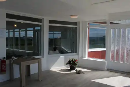 Ocean Beach Apartments - 24