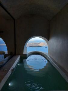 Cocoon Suites - 112
