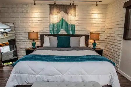 California - A Town & Desert Boutique - 100