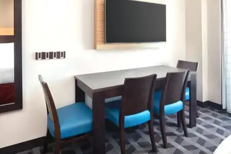 TownePlace Suites by Marriott San Diego Downtown - 57
