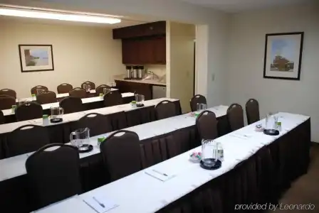 Hampton Inn Amelia Island at Fernandina Beach - 14