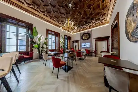 Martius Private Suites - 16