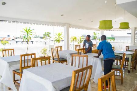 Stonetown View Inn - 28