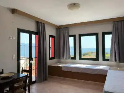 Nisea Samos - 69