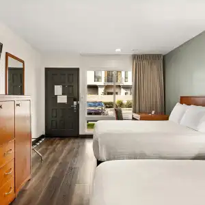 Vagabond Inn Glendale - 44