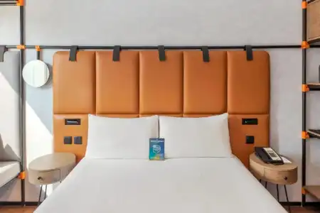 Ibis One Central - 60