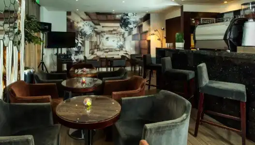 The Park City Grand Plaza Kensington - 19