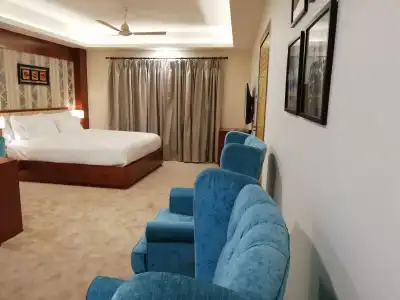 Emirates - 6