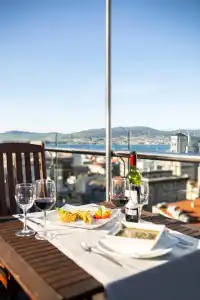 Silken Axis Vigo - 16