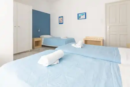 Carlos Pension - 27