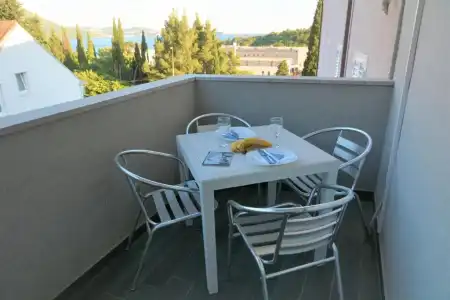 Villa Avantgarde - 222