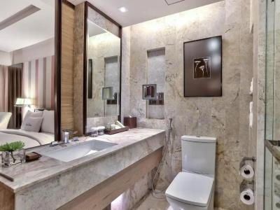 DoubleTree by Hilton Sukhumvit - 40