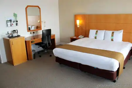 Holiday Inn Brighton Seafront by IHG - 3