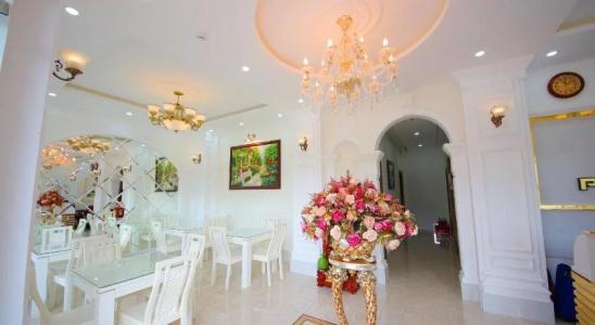 Phuong Vy Luxury - 16