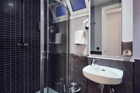 Free Hostels Barcelona - 48