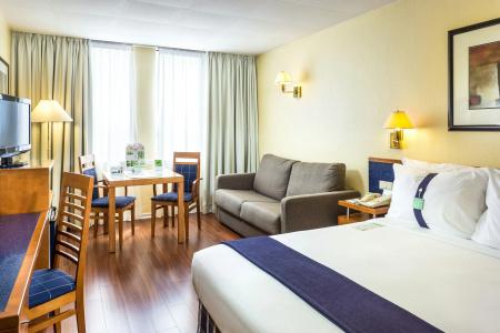 Holiday Inn Lisbon by IHG - 2