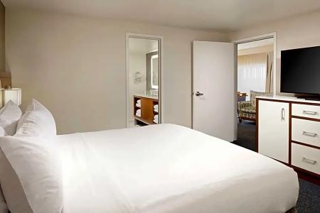 DoubleTree by Hilton South Bend - 71