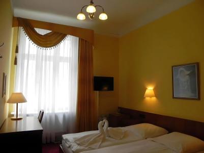 Kurfürst am Kurfürstendamm - 20