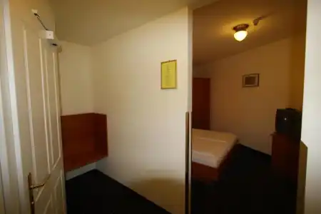 SUITE 900m ZUR OPER - 62