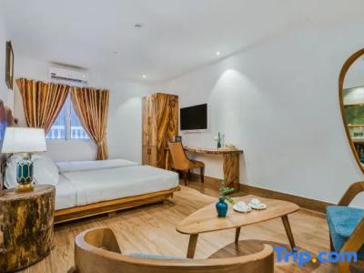 Sky Gem - Ben Thanh - 81