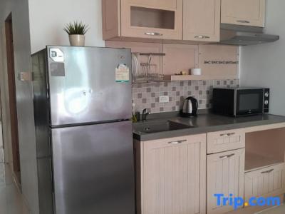 Island Patong Beachfront Apartments - 59