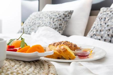 Pearl SeaBreeze Suites - 13