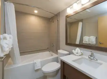 Embassy Inn - 36