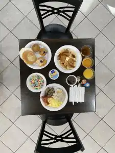 Scenic Hills Inn - 9