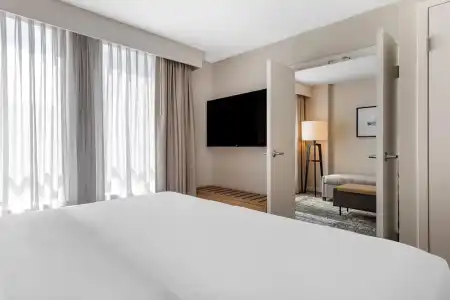 Sheraton Suites Old Town Alexandria - 82