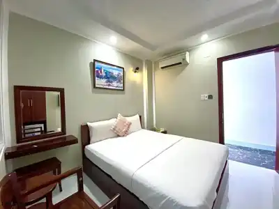 Mi Linh - 52