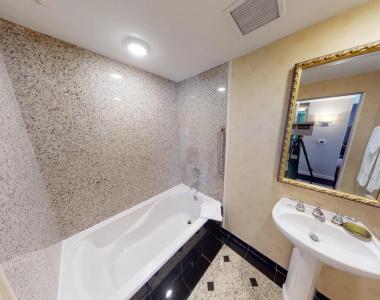 The Whitehall Houston - 42