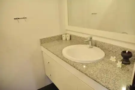 White Flower Lanta - 137