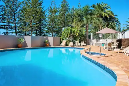 Cashelmara Beachfront Apartments - 9