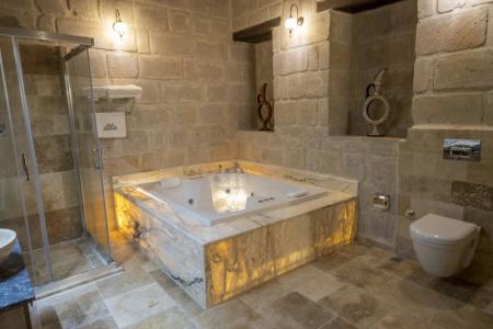 Underground Cave Suites - 122
