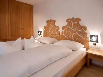 Zin Senfter Residence - 0