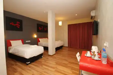 Ipoh Boutique - 1