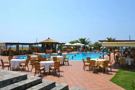 Oasis Kyparissia - 25