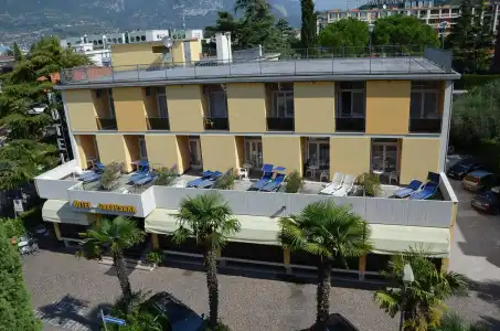 Albergo Gardesana - 0