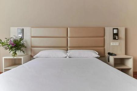 B&B Zaragoza Royal - 33