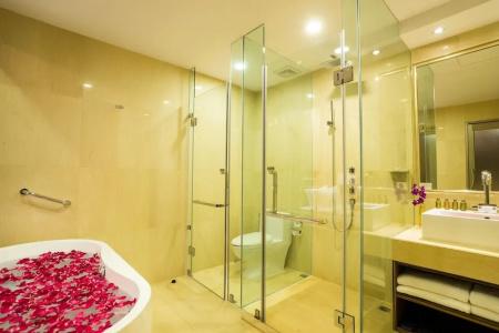 Best Western Chinatown - 108