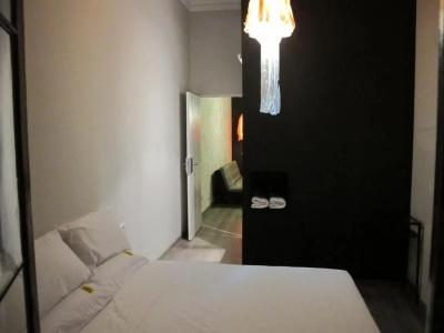 ZOOROOMS Boutique GuestHouse - 56