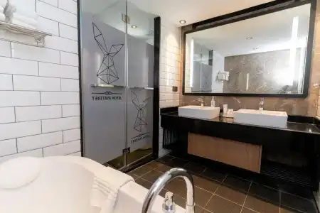 SureStay Plus by Best Western T Pattaya - 208